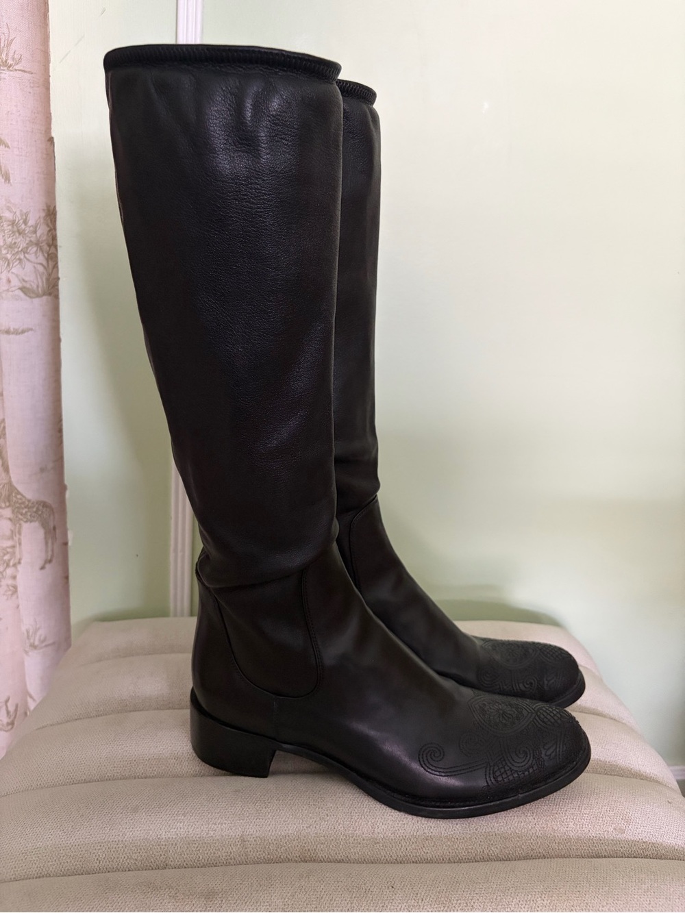 Prada Black Designer Knee High Riding Western Boots Heels Size 7 8 37.5 37 7.5 - Picture 4 of 15